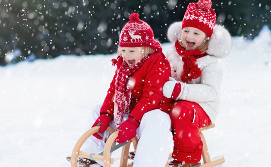 kids sledding