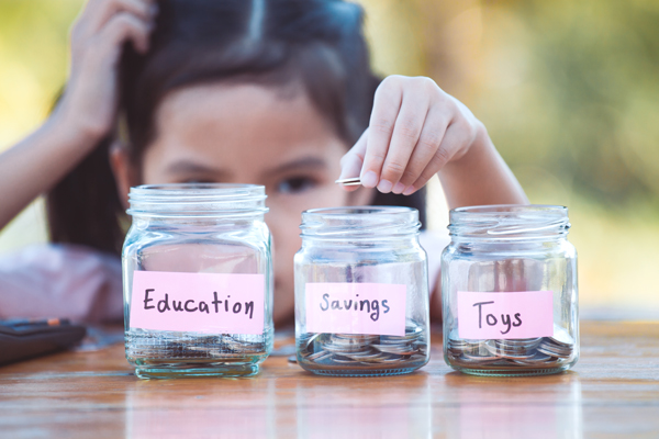 kids saving money